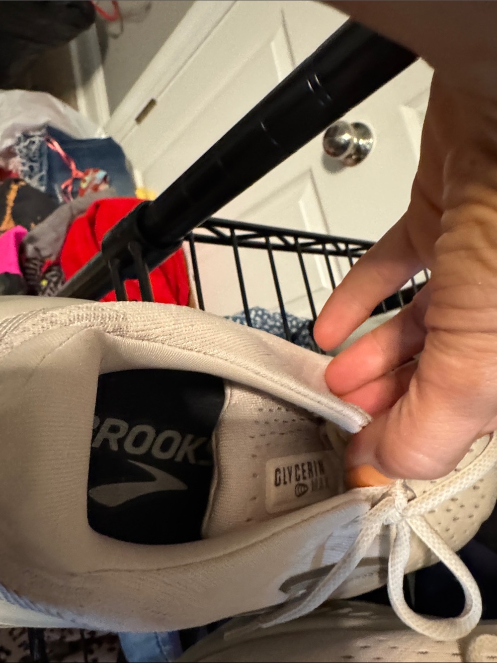 Brooks Light Gray/Beige Running Shoes - Picture 3 of 6